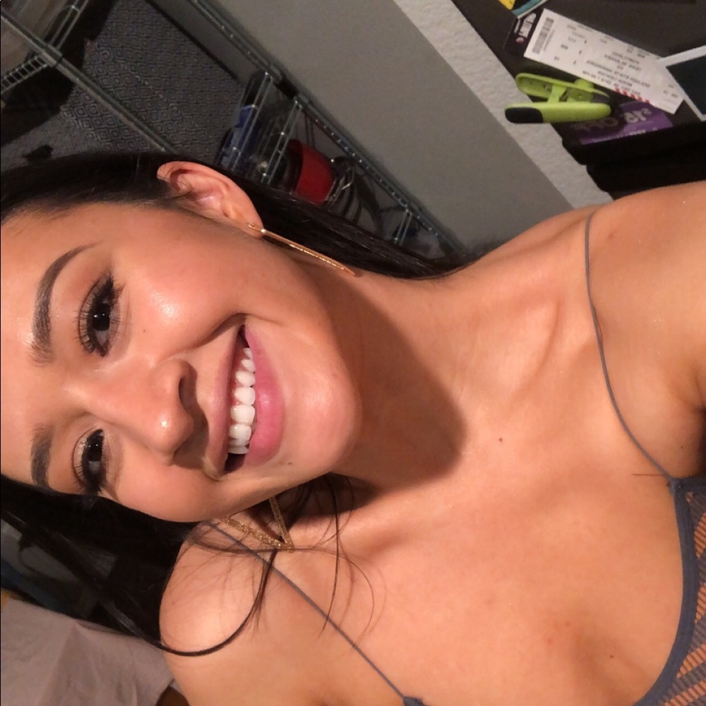 Meet your Posher, Brittany